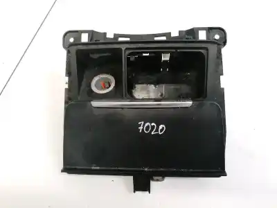 Автозапчасти б/у пепельница за audi a5 cabriolet (8f7) 3.0 tdi quattro ссылки oem iam 8k0857965  wjd81610