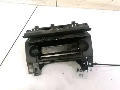 Автозапчасти б/у пепельница за audi a4 b6 (8e2) 1.9 tdi quattro ссылки oem iam 8e0857951g