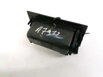 Автозапчастина б/у попільничка для opel vectra c (z02) 2.2 dti 16v (f69) посилання на oem iam 9181518  230635620