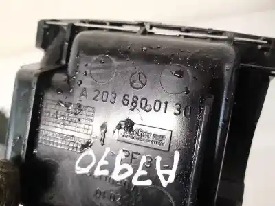 Автозапчастина б/у попільничка для mercedes-benz w203, 2000.05 - 2004.02 c 220 cdi (203.006) 105kw 2000.05 - 2007.02 посилання на oem iam a2036800130  