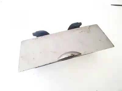 Second-hand car spare part ashtray for toyota corolla (e12) 2.0 d-4d sol berlina oem iam references 7411102060