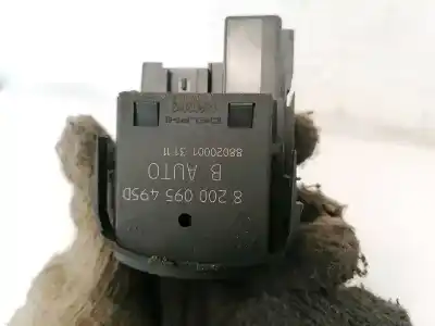 Second-hand car spare part headlights switch for renault twingo 1.2 16v oem iam references 8200095495d  880200013111