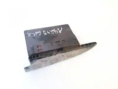 Pezzo di ricambio per auto di seconda mano portacenere per audi a6 avant (c4) 2.5 tdi riferimenti oem iam 