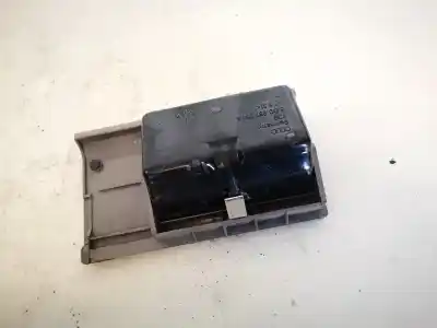 Автозапчастина б/у попільничка для audi a4 avant (b5) 1.9 tdi посилання на oem iam 8d0857961a  