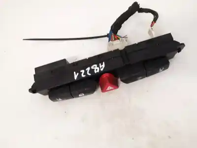 Second-hand car spare part hazard warning lights for kia ceed (ed) 1.6 crdi 115 oem iam references 937001h000  93700-1h000, 93700-1h010