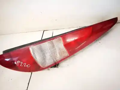 Peça sobressalente para automóvel em segunda mão farolim traseiro direito por ford mondeo iii (b5y) 2.0 16v di / tddi / tdci referências oem iam 1s7113404c