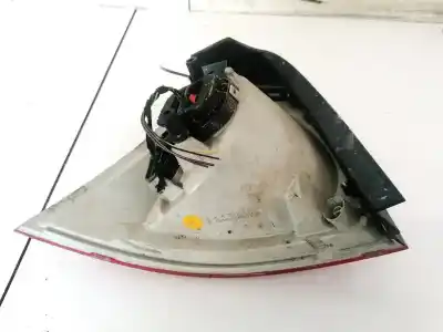 Pièce détachée automobile d'occasion feu arrière droit pour volkswagen golf v (1k1) 1.4 16v références oem iam 1k6945096e  028490202a