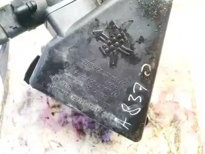 Автозапчасти б/у поддержка воздушного фильтра за skoda fabia (6y2/6y3) 1.9 tdi ссылки oem iam 6q0129601ag  6q0129607ag