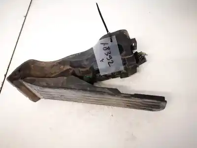 Second-hand car spare part accelerator pedal for volkswagen passat b6 (3c2) 2.0 tdi 16v oem iam references 1k1723503l