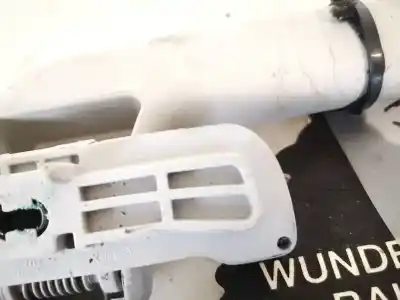 Автозапчасти б/у потолочная ручка за audi a6 c6 (4f2) 2.4 ссылки oem iam 8p0857607d  