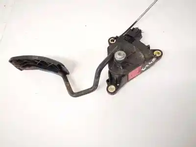 Second-hand car spare part accelerator pedal for renault clio, 2009.06 - 2012.11 facelift 1.5 dci 55kw 2010.08 - 2012.11 oem iam references 8200297335