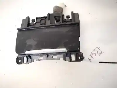 Автозапчастина б/у попільничка для audi a5 cabriolet (8f7) 2.7 v6 24v tdi посилання на oem iam 8k0857951