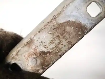 Автозапчасти б/у петля капота за volkswagen passat variant (3c5) 1.9 tdi ссылки oem iam 3c0823301d  