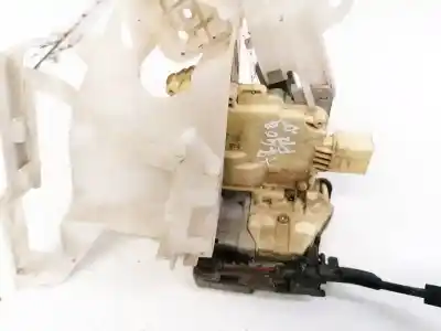 Peça sobressalente para automóvel em segunda mão fechadura da porta dianteira direita por volkswagen passat b6 (3c2) 2.0 tdi 16v referências oem iam 3c1837016a