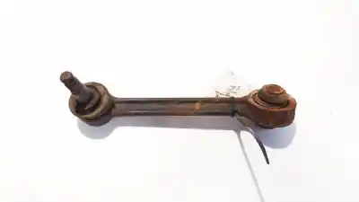 Recambio de automóvil de segunda mano de BRAZO SUSPENSION SUPERIOR TRASERO DERECHO para KIA CARNIVAL  referencias OEM IAM 552604D000  55260-4D000