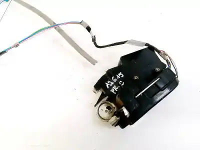 Pièce détachée automobile d'occasion SERRURE DE PORTE AVANT DROITE pour MERCEDES VANEO (W414) FURGONETA COMPACTA  Références OEM IAM 89599077  