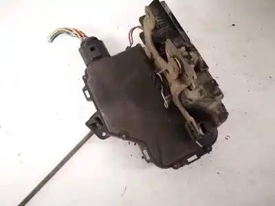 Автозапчастина б/у замок передній праві двері для skoda octavia combi (1u5) 1.9 tdi посилання на oem iam    Автозапчастина б/у замок передній праві двері для skoda octavia combi (1u5) 1.9 tdi посилання на oem iam