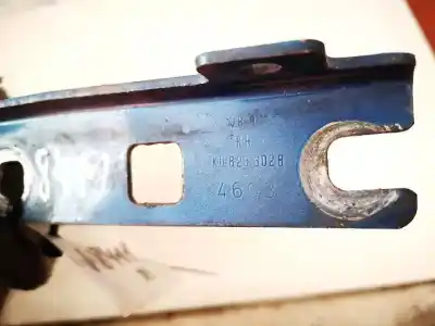 Автозапчасти б/у петля капота за volkswagen golf v variant (1k5) 1.9 tdi ссылки oem iam 1k0823302b  