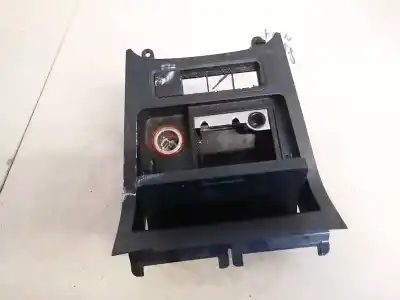 Автозапчасти б/у пепельница за VOLKSWAGEN GOLF V VARIANT (1K5) 1.9 TDI ссылки OEM IAM 1K0857961  