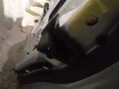 Second-hand car spare part front right door lock for audi a4, b7 2004.11 - 2008.06 2.0 tdi 103kw 2004.11 - 2008.06 oem iam references 