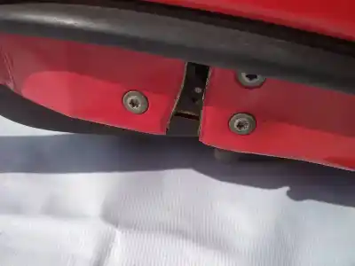 Pezzo di ricambio per auto di seconda mano serratura porta anteriore destra per toyota corolla (e11) 2.0 d-4d linea sol riferimenti oem iam 