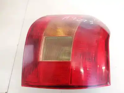 Peça sobressalente para automóvel em segunda mão farolim traseiro direito por toyota corolla (e12) 2.0 d-4d linea luna berlina referências oem iam 