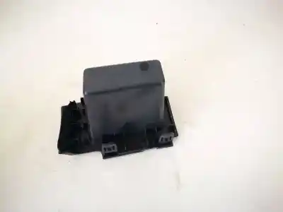 Автозапчастина б/у попільничка для honda cr-v (re) 2.2 dtec cat посилання на oem iam 77310swa0030  77310-swa-0030
