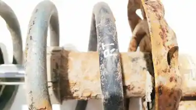 Second-hand car spare part shock absorber spring for opel meriva 1.6 16v oem iam references   