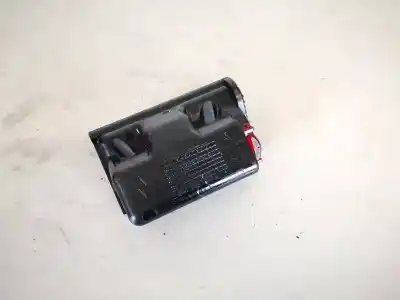 Автозапчасти б/у пепельница за volkswagen passat variant (3b5) 1.9 tdi ссылки oem iam 3b0857989a  