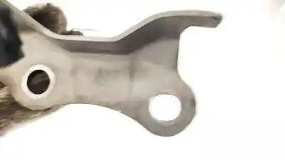 Second-hand car spare part bonnet hinge for toyota corolla (e11) 2.0 d-4d linea sol oem iam references   