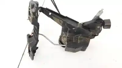 Pezzo di ricambio per auto di seconda mano serratura porta anteriore destra per toyota corolla (e11) 2.0 d-4d linea sol riferimenti oem iam 