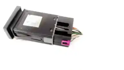 Second-hand car spare part hazard warning lights for volkswagen passat variant (3b5) 1.9 tdi oem iam references 3b0953235b  