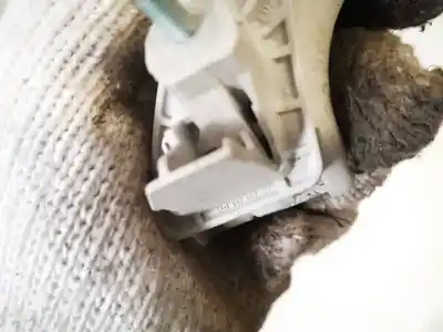 Автозапчасти б/у потолочная ручка за volkswagen passat variant (3c5) 1.9 tdi ссылки oem iam 1k0857607h  