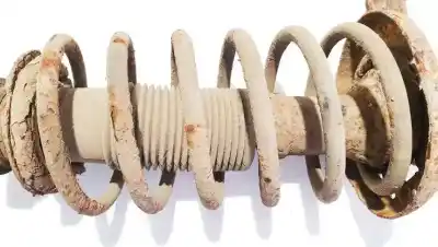 Second-hand car spare part shock absorber spring for audi 80/90 (893) 1.8 oem iam references 