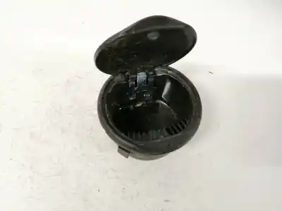 Pezzo di ricambio per auto di seconda mano portacenere per chrysler sebring (js) 2.0 crd riferimenti oem iam a4148130058  