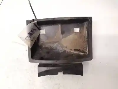 Peça sobressalente para automóvel em segunda mão cinzeiro por volvo v50 (545) 2.4 referências oem iam 8687478