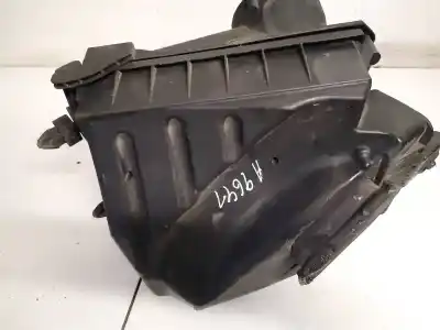 Автозапчастина б/у опора повітряного фільтра для audi a4 avant (8e) 2.7 tdi (dpf) посилання на oem iam 06c133643  