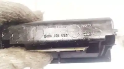 Автозапчастина б/у попільничка для audi a4 avant (8e) 2.7 tdi (dpf) посилання на oem iam 8e0857989b  