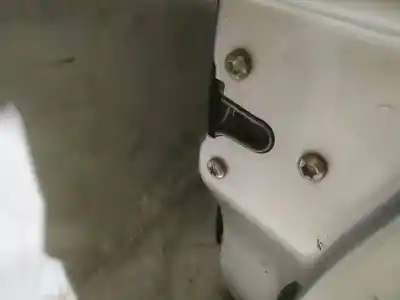 Peça sobressalente para automóvel em segunda mão fechadura da porta dianteira direita por opel zafira a 2.0 dti referências oem iam 