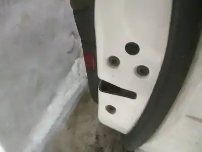 Peça sobressalente para automóvel em segunda mão fechadura da porta dianteira direita por ford focus lim. (cb8) 1.6 tdci cat referências oem iam 