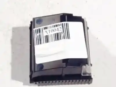 Автозапчастина б/у попільничка для volkswagen golf v variant (1k5) 1.9 tdi посилання на oem iam 1k0857335