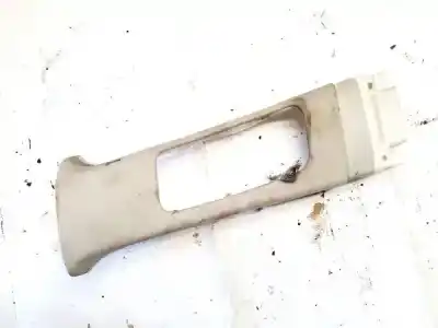 Pezzo di ricambio per auto di seconda mano plastica per toyota avensis wagon (t25) 2.0 d-4d executive riferimenti oem iam 6241205030