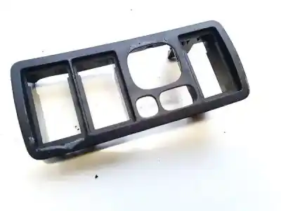 Pezzo di ricambio per auto di seconda mano plastica per toyota avensis wagon (t25) 2.0 d-4d executive riferimenti oem iam 777669