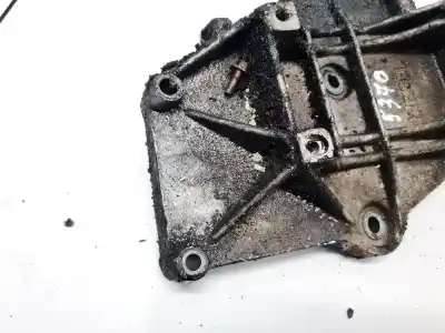 Second-hand car spare part engine support for volkswagen passat variant (3b5) 1.9 tdi oem iam references 028260885a  