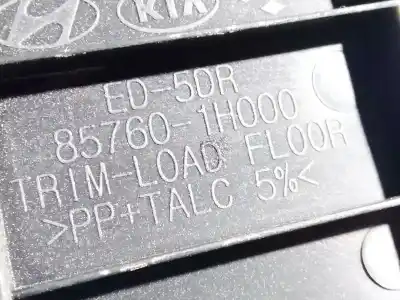 Pezzo di ricambio per auto di seconda mano plastica per kia ceed (ed) 1.6 crdi 115 riferimenti oem iam 857601h000  85760-1h000