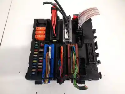 Second-hand car spare part fuse box unit for opel signum 2.2 16v dti cat (y 22 dtr / l50) oem iam references 13112914
