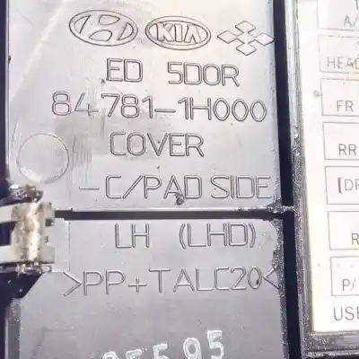 Pezzo di ricambio per auto di seconda mano plastica per kia ceed (ed) 1.6 crdi 115 riferimenti oem iam 847811h000  84781-1h000