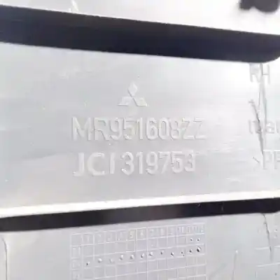 Автозапчастина б/у пластика для mitsubishi colt cz3 berl. 5 (z30a) 1.3 (z35a. z33a. z34a) посилання на oem iam mr951608zz  319753