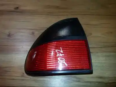 Peça sobressalente para automóvel em segunda mão farolim traseiro esquerdo por renault laguna (b56) 2.0 anade referências oem iam 7700820052