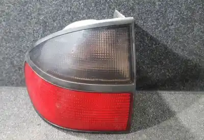 Peça sobressalente para automóvel em segunda mão farolim traseiro esquerdo por renault laguna (b56) 2.2 dt rt referências oem iam 7700820052